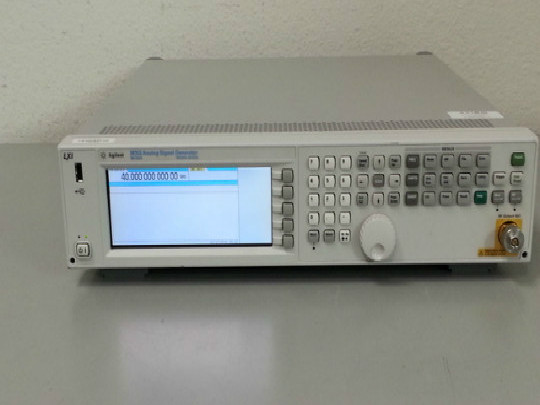 N5183A MXG 微波模擬信號發(fā)生器，100 kHz 至 40 GHz